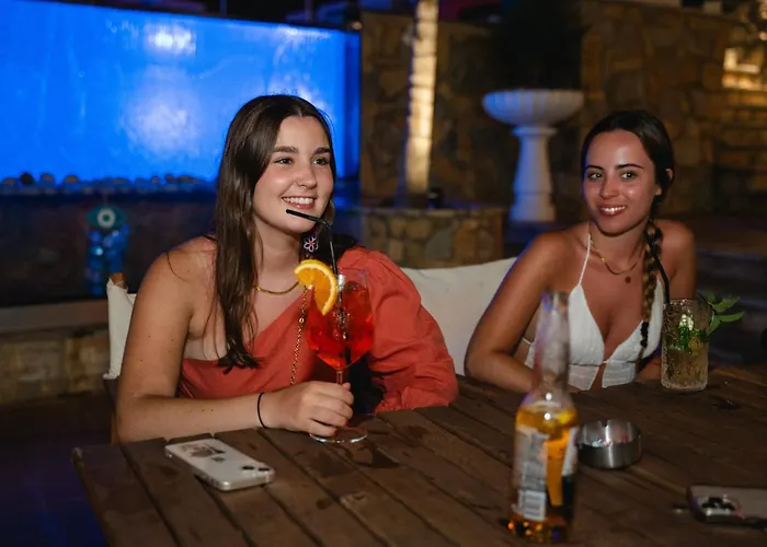 Hotel Memmaj *
